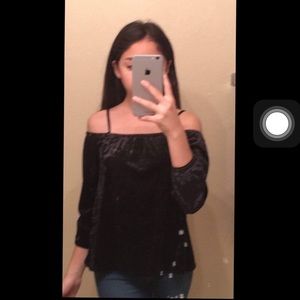 black off the shoulder long sleeve top